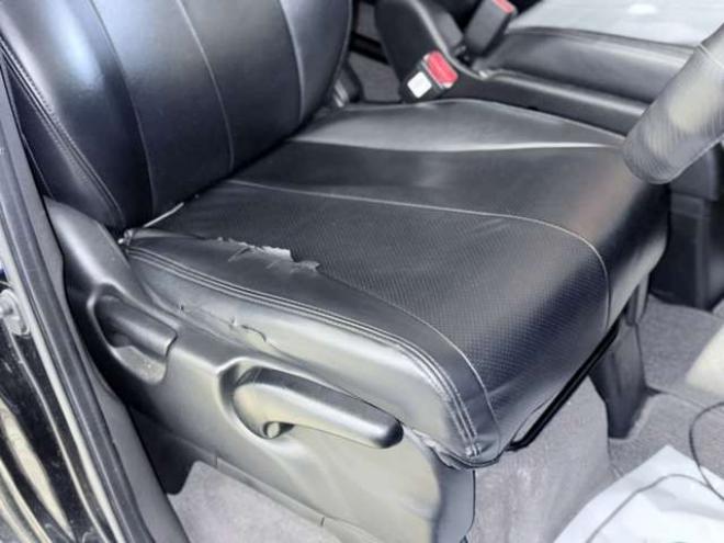 ステップワゴン2.0 L 4WD　下廻防錆 2000