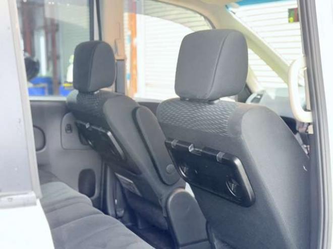 セレナ2.0 20X 4WD　下廻防錆TVナビBカメETCエンスタ 2000