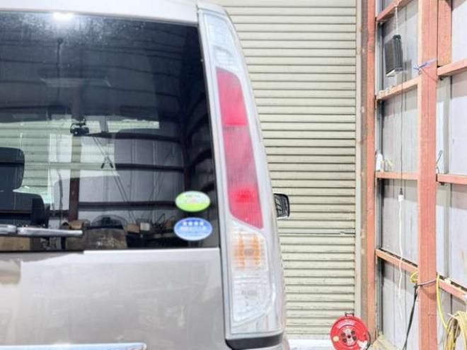 セレナ2.0 20X 4WD　防錆塗装4WDTVナビBカメドラレコ後席モニタ 2000