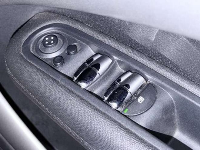 ミニクロスオーバー クーパー オール4　防錆塗装TVナビETC夏冬タイヤ 正規輸入車 4WD 1600