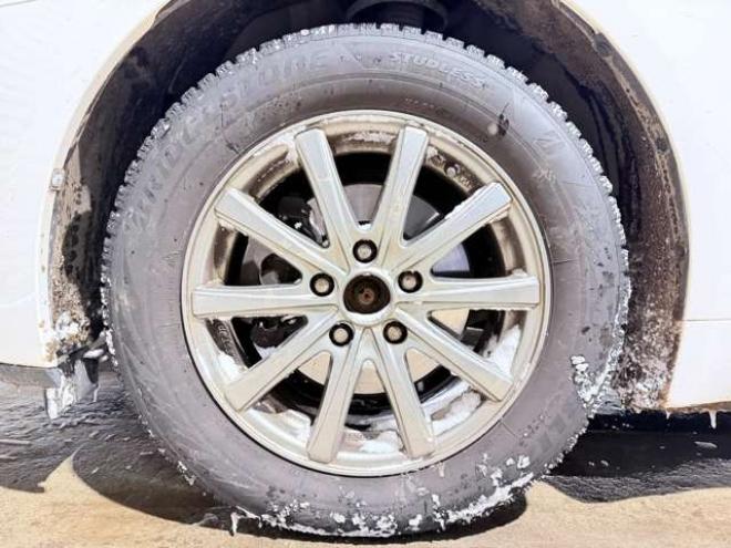 アベンシスワゴン2.0 Xi　防錆塗装TVナビエンスタ夏冬タイヤETCドラレコ 2WD 2000