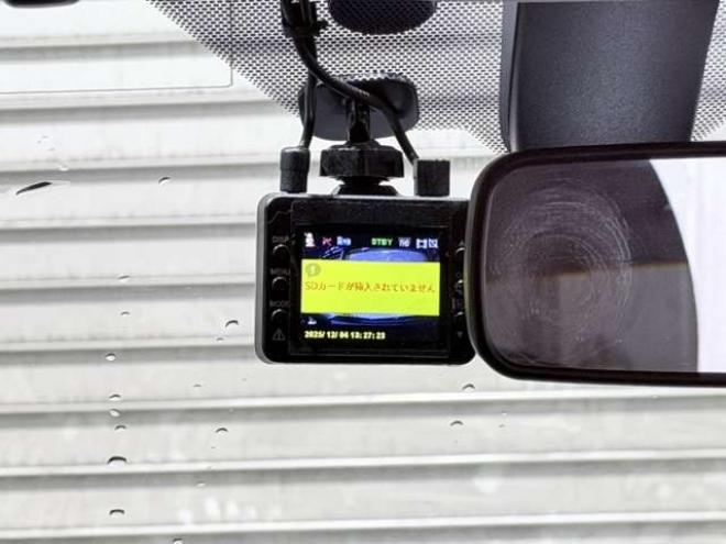 アベンシスワゴン2.0 Xi　防錆塗装TVナビエンスタ夏冬タイヤETCドラレコ 2WD 2000