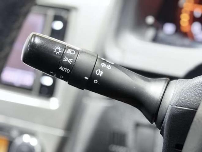 アベンシスワゴン2.0 Xi　防錆塗装TVナビエンスタ夏冬タイヤETCドラレコ 2WD 2000