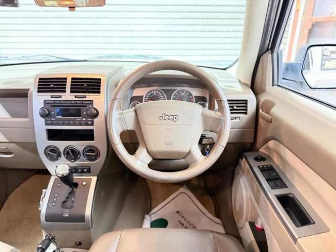 クライスラー・ジープパトリオット リミテッド 4WD　下廻防錆ETC 正規輸入車 2400