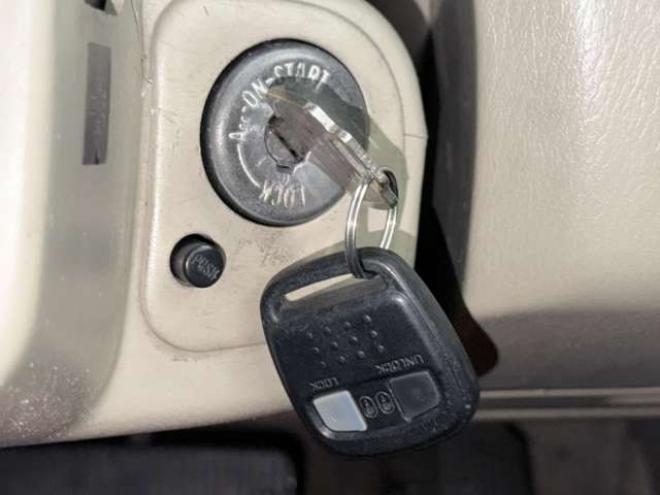 ラシーン1.8 ft タイプII 4WD　防錆塗装4WDキーレスCDETC 1800