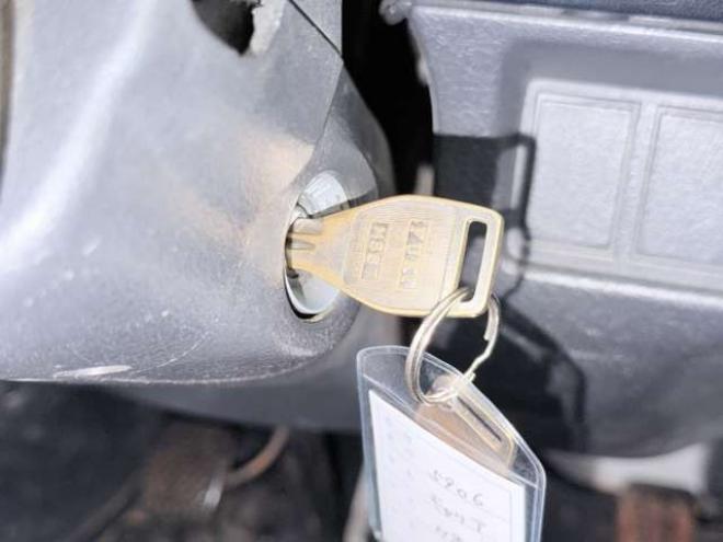 キャリーKU 3方開 4WD　防錆塗装4WD 660