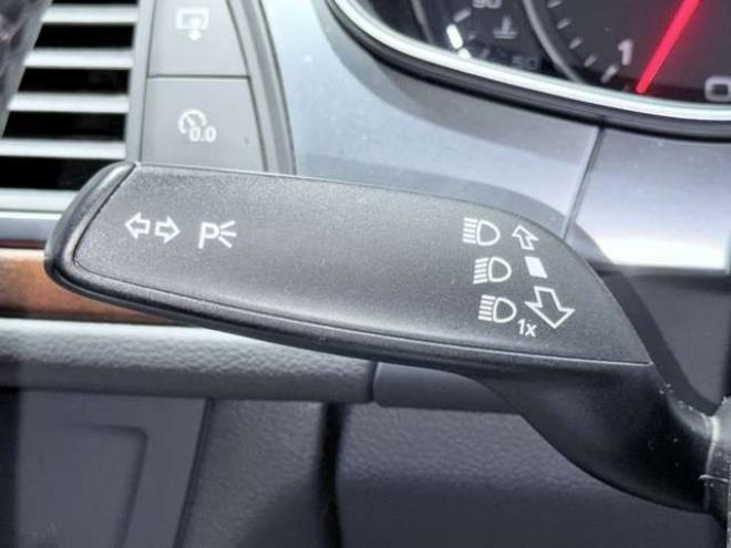 アウディA6アバント 2.8 FSI クワトロ 4WD　下廻防錆TVナビBカメETC 正規輸入車 2800