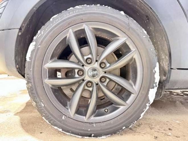 ミニクロスオーバー クーパー D オール4 4WD　防錆塗装4WDアンドロイドナビBカメETC 正規輸入車 2000