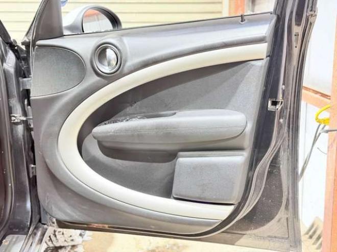 ミニクロスオーバー クーパー D オール4 4WD　防錆塗装4WDアンドロイドナビBカメETC 正規輸入車 2000