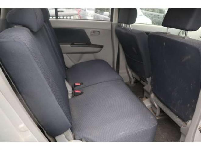 ワゴンRFX 4WD　5速マニュアル・4WD・R9/3月・キーレス・Tチェーン式・6.9万キロ 660