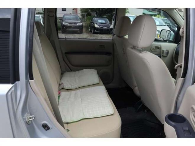 eKワゴンM 4WD　5速マニュアル・4WD・キーレス・2.7万キロ 660