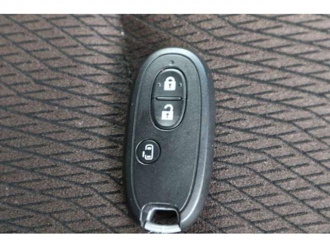 ルークスハイウェイスター 4WD　左パワスラ・スマートキー・走行2.5万キロ 660