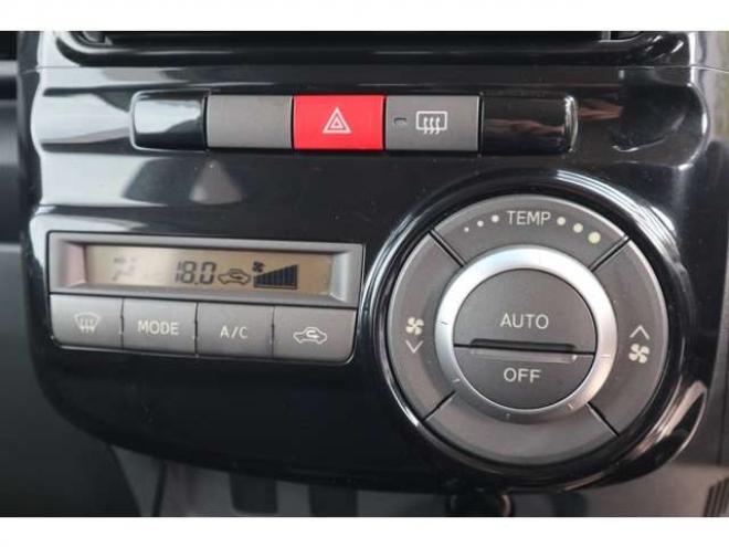 タントカスタム RS 4WD　スマートキー・左パワースライドドア・ターボ 660