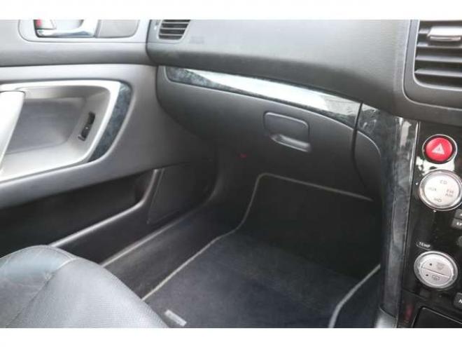 レガシィB4 2.0 GT 4WD　スマートキー・ターボ・走行6.8万キロ 2000