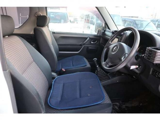 AZオフロードXC 4WD　5速マニュアル・ナビ・TV・キーレス・ターボ 660