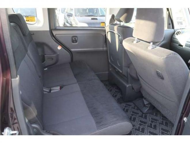 タントカスタム RS 4WD　アイドリングストップ・ナビ・TV・左パワースライドドア・ターボ・Tチェーン式 660