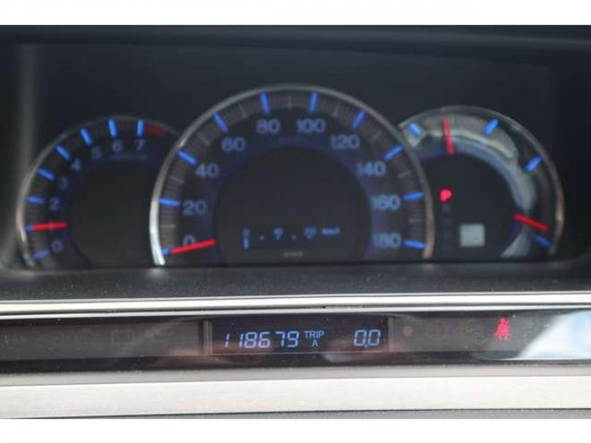 オデッセイ2.4 アブソルート 4WD　ナビ・TV・バックカメラ・Tチェーン式 2400