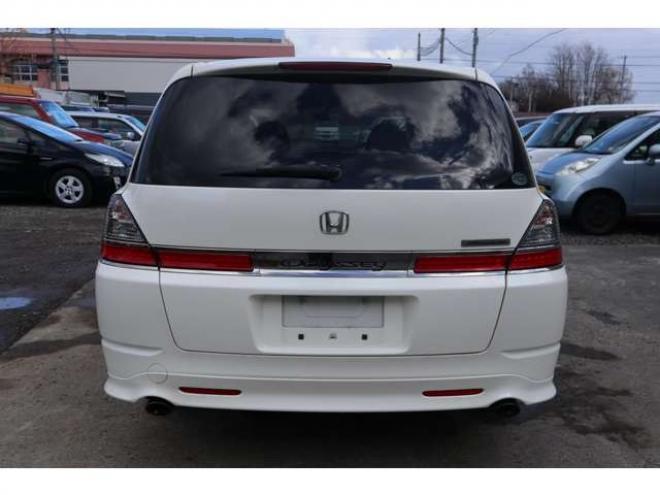 オデッセイ2.4 アブソルート 4WD　ナビ・TV・バックカメラ・Tチェーン式 2400