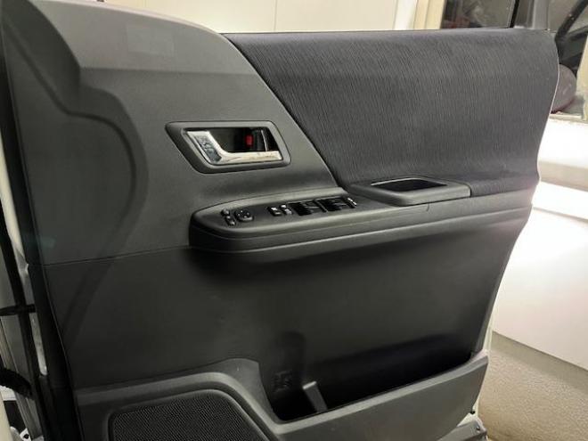 ヴェルファイア本州仕入　禁煙車　両側パワースライドドア　社外１８インチブラポリＡＷ　社外１７ＡＷ＋スタッドレスタイヤ付　ＫＥＮＷＯＯＤナビ　フルセグ地デジ　ＤＶＤ再生　Ｂｌｕｅｔｏｏｔｈオーディオ　バックカメラ 4WD 2400 5Dr