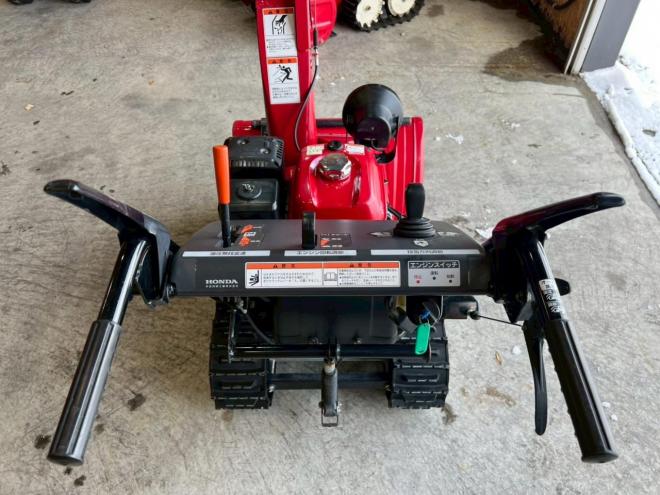除雪機ホンダ　HSS760ｎ