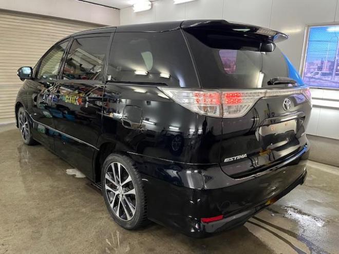 エスティマワンオーナー　寒冷地仕様　禁煙車　両側パワースライドドア　パワーバックドア　純正１８インチＡＷ　純正１６ＡＷ＋スタッドレスタイヤ　純正ナビ　フルセグ地デジ　ＤＶＤ再生　Ｂｌｕｅｔｏｏｔｈ　バックカメラ 4WD 2400 5Dr