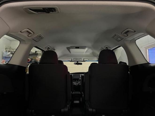 エスティマワンオーナー　寒冷地仕様　禁煙車　両側パワースライドドア　パワーバックドア　純正１８インチＡＷ　純正１６ＡＷ＋スタッドレスタイヤ　純正ナビ　フルセグ地デジ　ＤＶＤ再生　Ｂｌｕｅｔｏｏｔｈ　バックカメラ 4WD 2400 5Dr