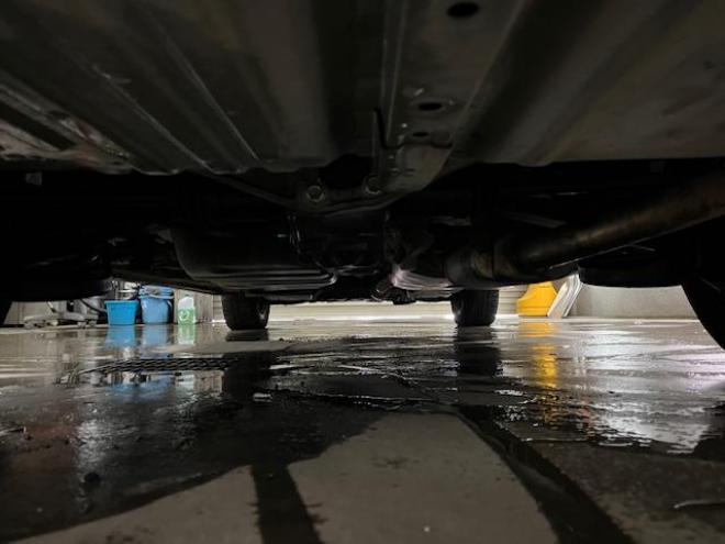 エスティマワンオーナー　寒冷地仕様　禁煙車　両側パワースライドドア　パワーバックドア　純正１８インチＡＷ　純正１６ＡＷ＋スタッドレスタイヤ　純正ナビ　フルセグ地デジ　ＤＶＤ再生　Ｂｌｕｅｔｏｏｔｈ　バックカメラ 4WD 2400 5Dr