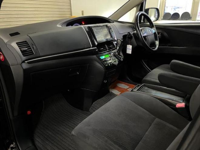 エスティマワンオーナー　寒冷地仕様　禁煙車　両側パワースライドドア　パワーバックドア　純正１８インチＡＷ　純正１６ＡＷ＋スタッドレスタイヤ　純正ナビ　フルセグ地デジ　ＤＶＤ再生　Ｂｌｕｅｔｏｏｔｈ　バックカメラ 4WD 2400 5Dr