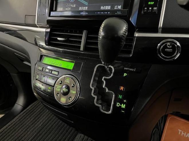 エスティマワンオーナー　寒冷地仕様　禁煙車　両側パワースライドドア　パワーバックドア　純正１８インチＡＷ　純正１６ＡＷ＋スタッドレスタイヤ　純正ナビ　フルセグ地デジ　ＤＶＤ再生　Ｂｌｕｅｔｏｏｔｈ　バックカメラ 4WD 2400 5Dr