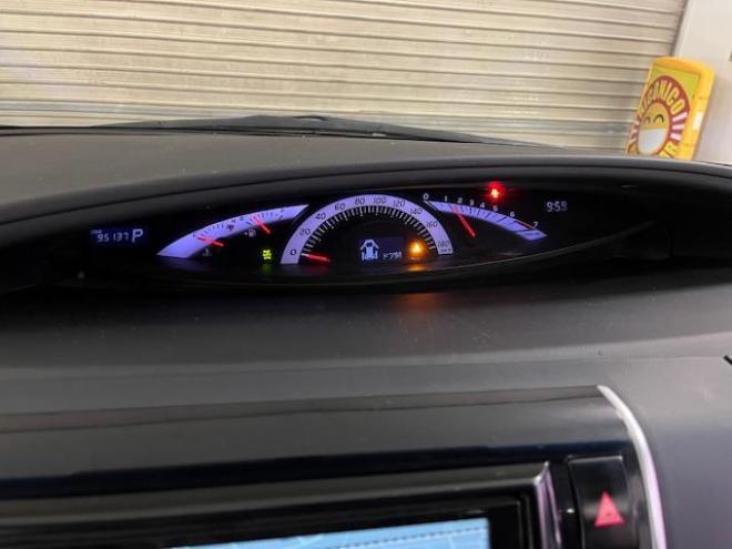 エスティマワンオーナー　寒冷地仕様　禁煙車　両側パワースライドドア　パワーバックドア　純正１８インチＡＷ　純正１６ＡＷ＋スタッドレスタイヤ　純正ナビ　フルセグ地デジ　ＤＶＤ再生　Ｂｌｕｅｔｏｏｔｈ　バックカメラ 4WD 2400 5Dr