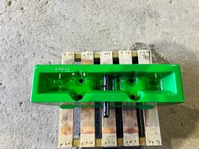 農機補助部品　ジョンディア　中古　ウェイトハンガー110kg