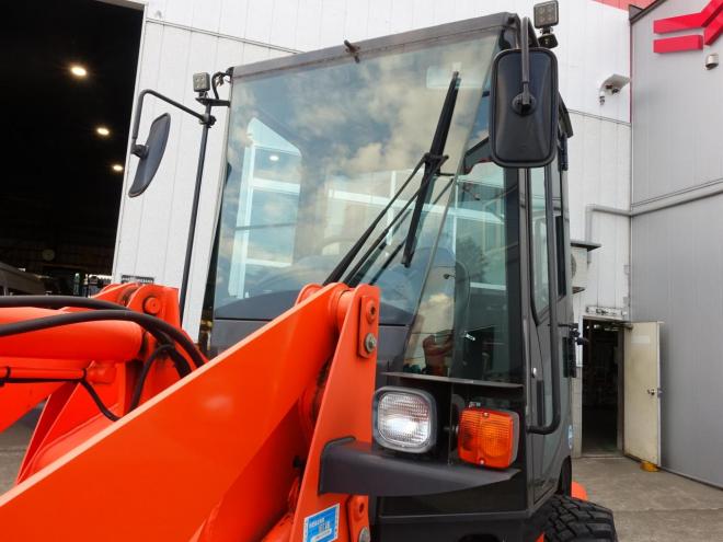 ホイールローダ日立 ZW40-5B  バケット容量0.5m3