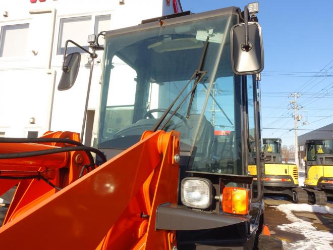 ホイールローダ日立 ZW50-5B  バケット容量0.6m3