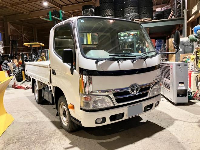 ダイナ中古　4WD　平ボディ