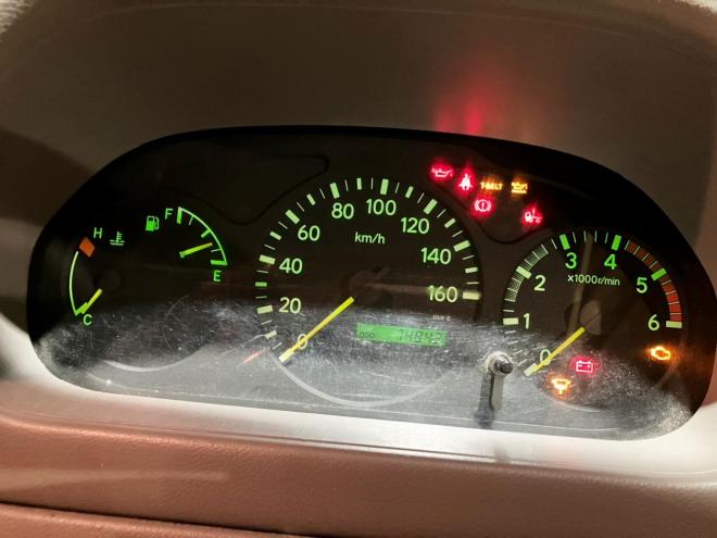 ダイナ中古　4WD　平ボディ