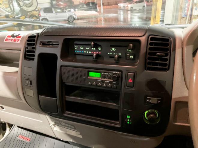 ダイナ中古　4WD　平ボディ