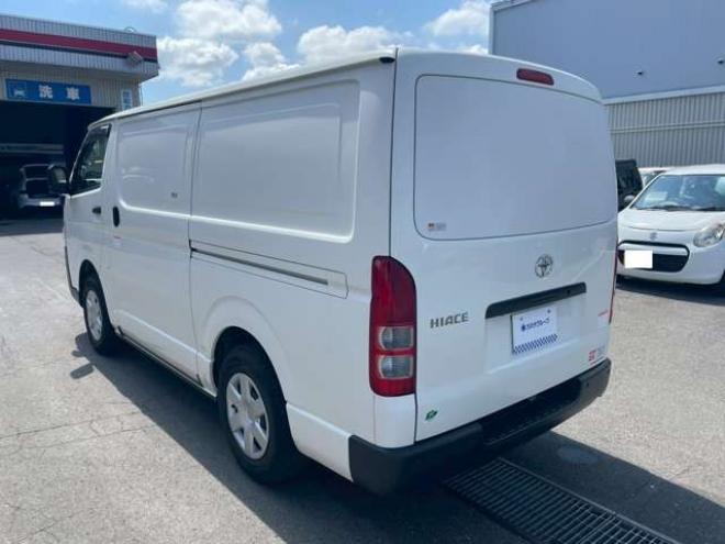 ハイエースバン2.8 中温冷凍バン ロング ディーゼルターボ 4WD　 2800