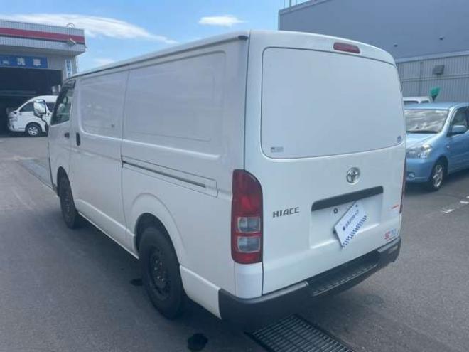 ハイエースバン2.8 中温冷凍バン ロング ディーゼルターボ 4WD　 2800