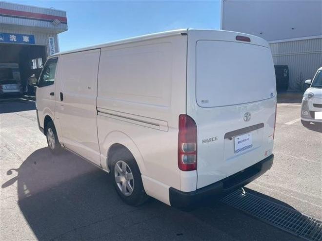 ハイエースバン2.8 中温強化冷凍バン ロング ディーゼルターボ 4WD　 2800