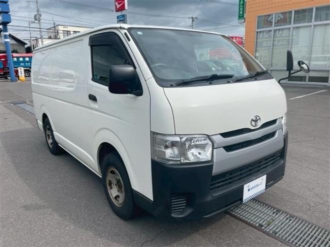 ハイエースバン2.8 中温強化冷凍バン ロング ディーゼルターボ 4WD　 2800