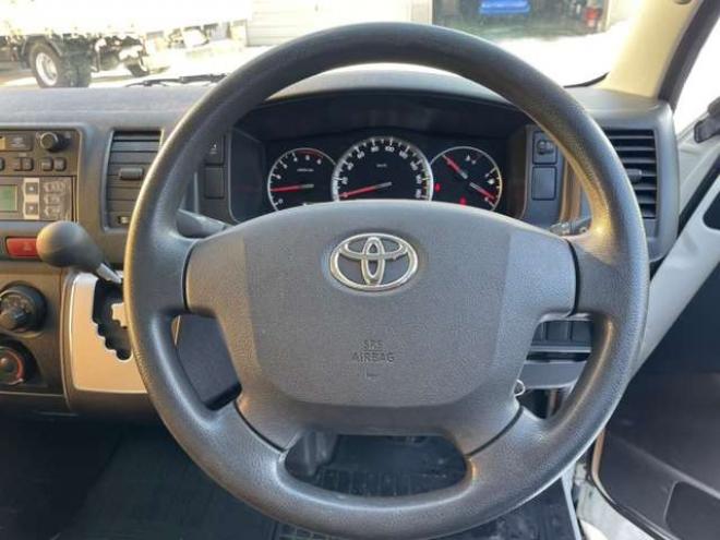 ハイエースバンレイトウシャ-22℃　4WD　 2800