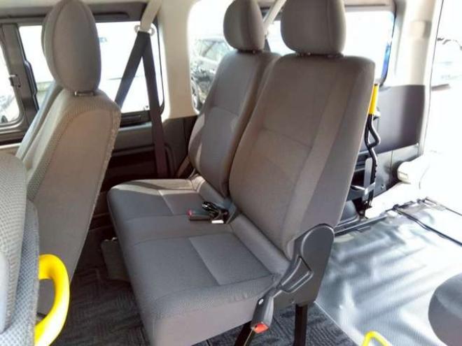 ハイエースバン3.0 ウェルキャブ Cタイプ ロング ディーゼルターボ 4WD　(レジアスエース) 福祉車両 3000