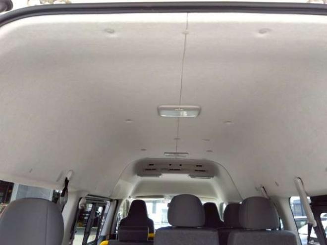 ハイエースバン3.0 ウェルキャブ Cタイプ ロング ディーゼルターボ 4WD　(レジアスエース) 福祉車両 3000