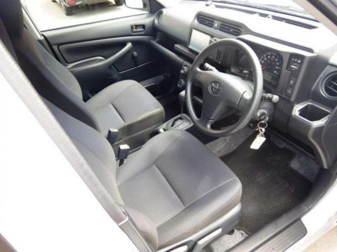 プロボックスバン4WD　DX-C　 1490