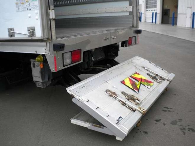 レンジャー冷凍バン　2KG-FC2ABG 菱重　 2WD 5120