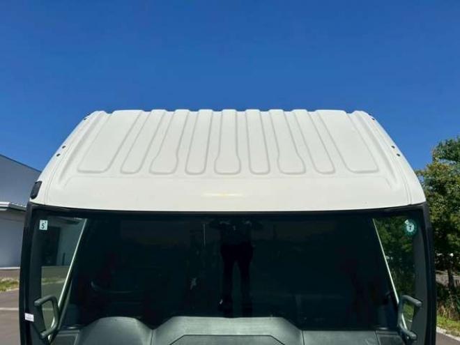 デュトロウイング　TKG-XZU720M 日本トレクス　 2WD 4000