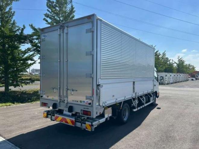 デュトロウイング　TKG-XZU720M 日本トレクス　 2WD 4000