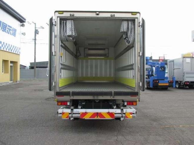 キャンター冷凍バン　TKG-FEB80　菱重　 2WD 2990