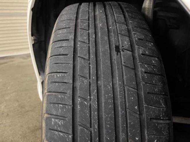 クラウン本州仕入　後期型　Ｂｌｕｅｔｏｏｔｈ　純正ＨＤＤナビ　フルセグ地デジ　ＤＶＤ再生　ミュージックサーバー　バック＆サイドカメラ　クルーズコントロール　両席パワーシート　前後コーナーセンサー　純正ＥＴＣ 4WD 2500 4Dr