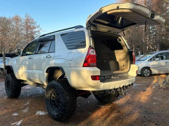 ハイラックスサーフ3.4 SSR-X 4WD　アルミホイール　エアコン　パワステ　パワーウィンドウ　キーレスエントリー　アルミホイール　社外ナビ　バックカメラ　リフトアップ　ETC 3400